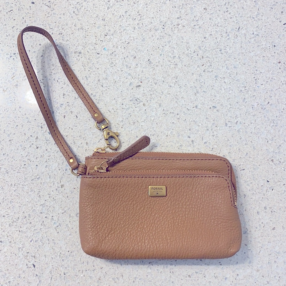 Fossil Genuine Leather Wrist Clutch